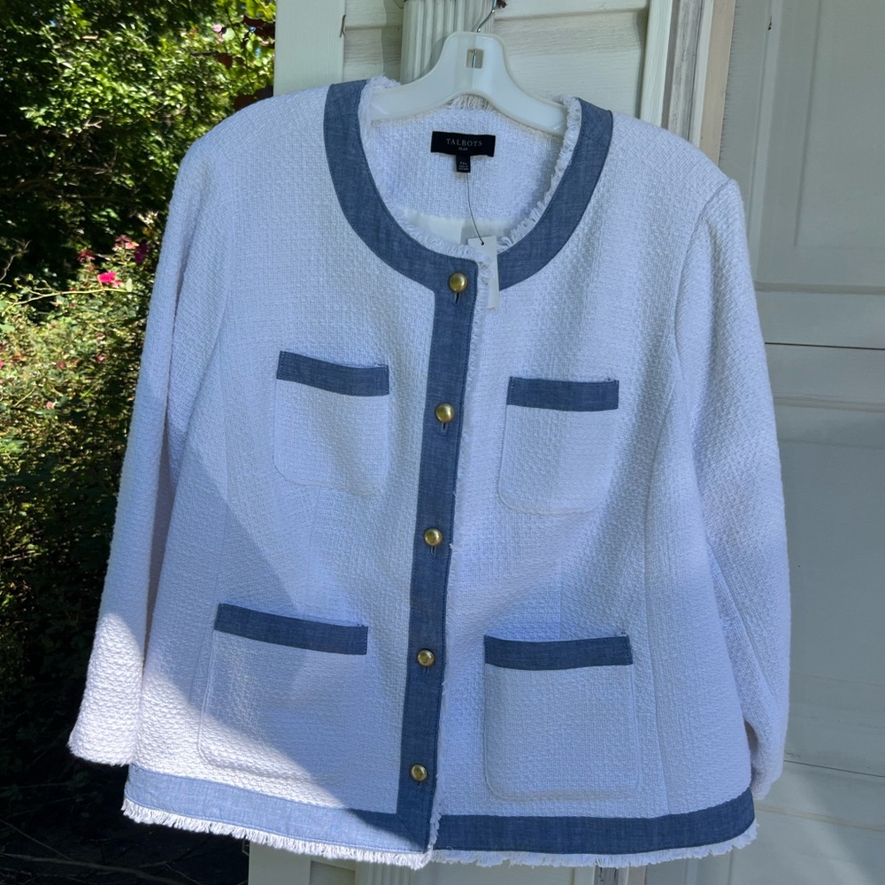 NWT Talbots Gorgeous White Woven Blue Trim Pocket Front Lined Blazer